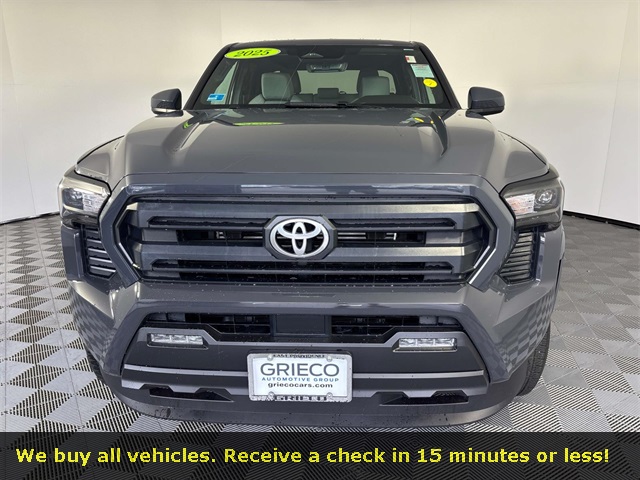 2025 Toyota Tacoma SR5 photo 2