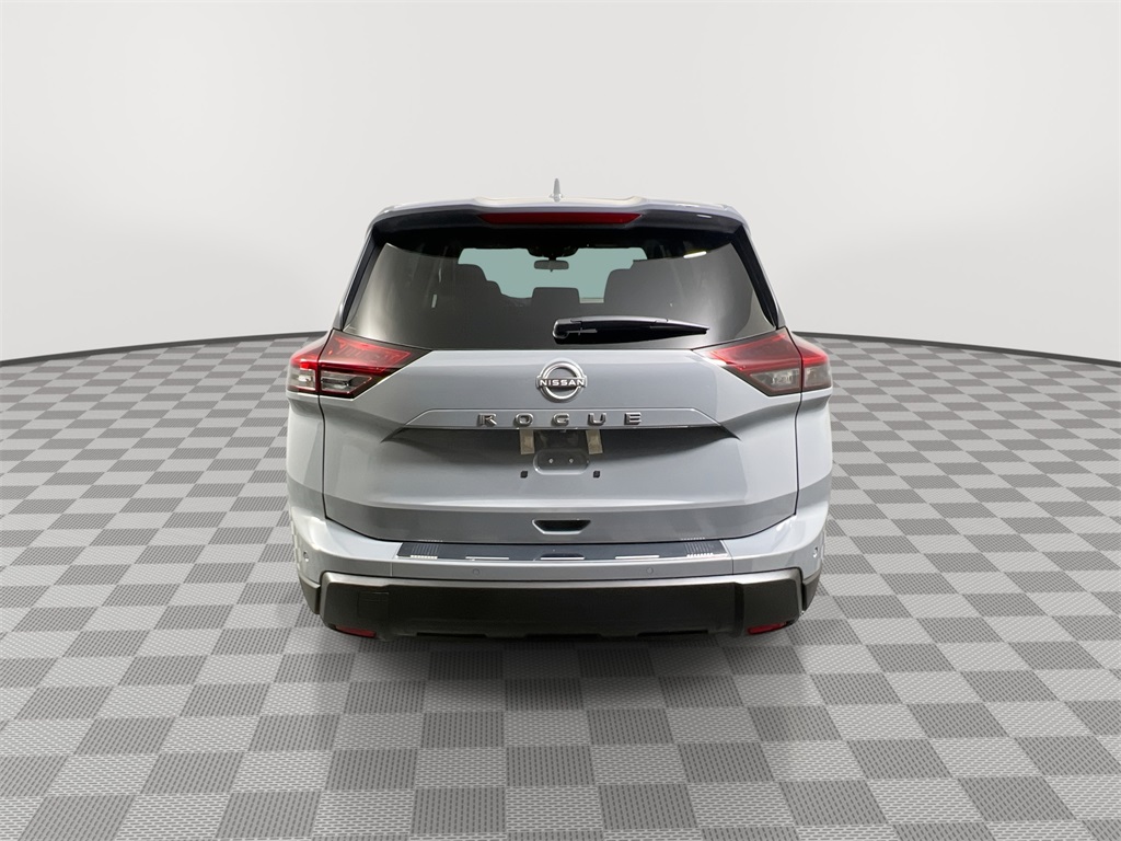 2026 Nissan Rogue SV photo 4
