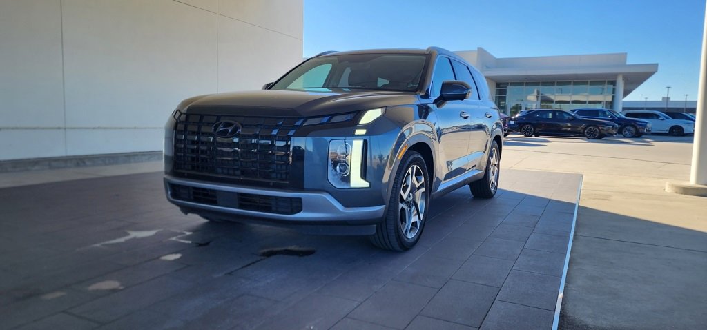 2023 Hyundai Palisade Limited's photo