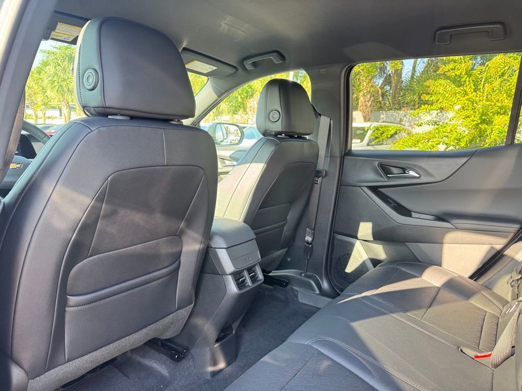 2026 Chevrolet Equinox LT photo 13