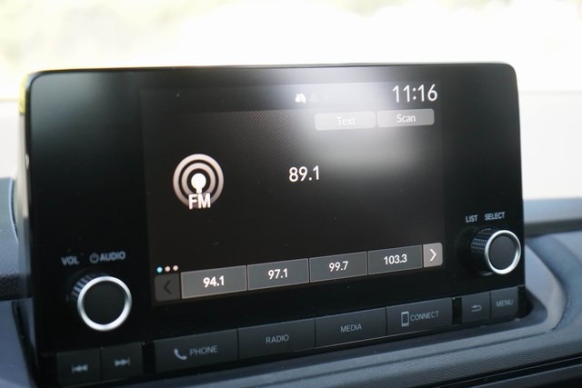 2023 Honda Accord LX photo 18