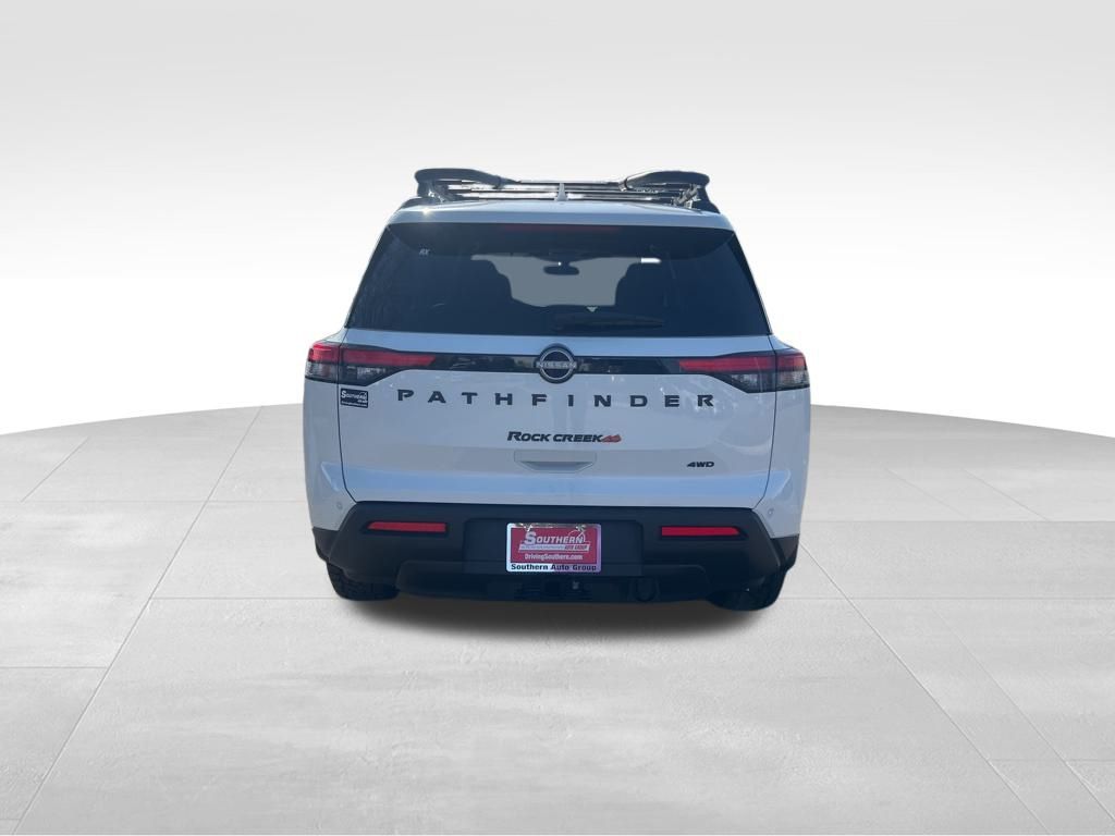 2025 Nissan Pathfinder Rock Creek photo 3