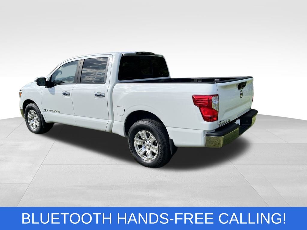 2018 Nissan Titan SV photo 3
