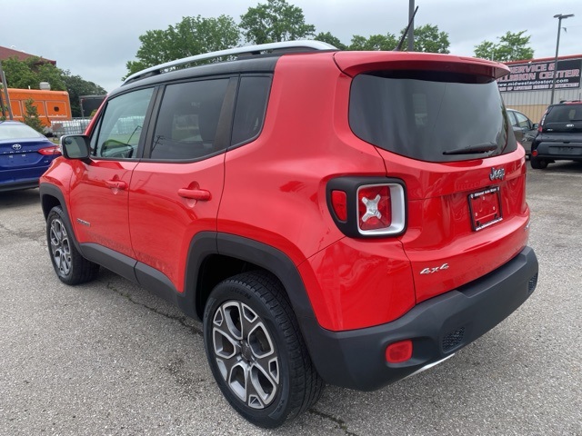 2017 Jeep Renegade Limited photo 4