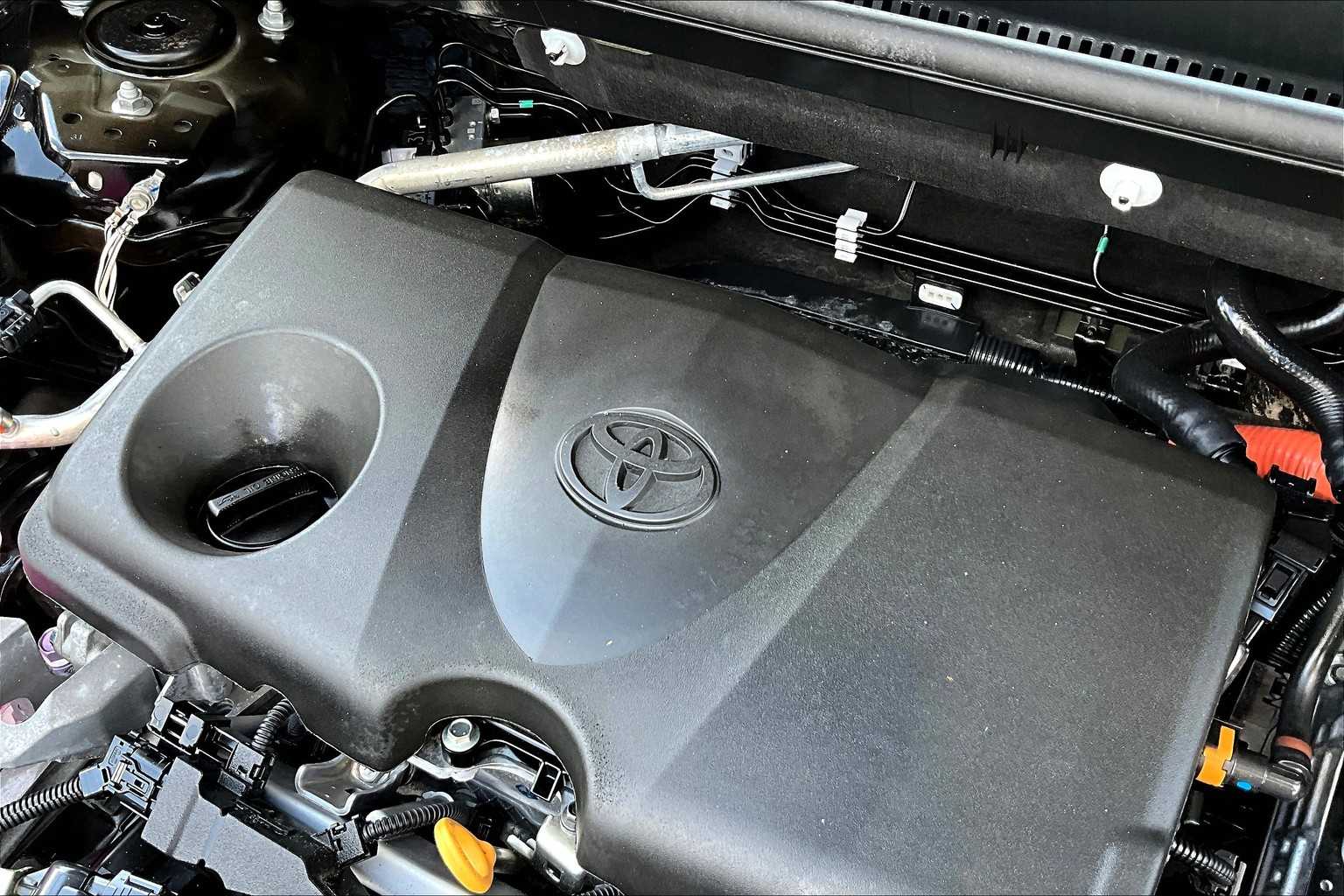 2024 Toyota RAV4 Hybrid Limited photo 29