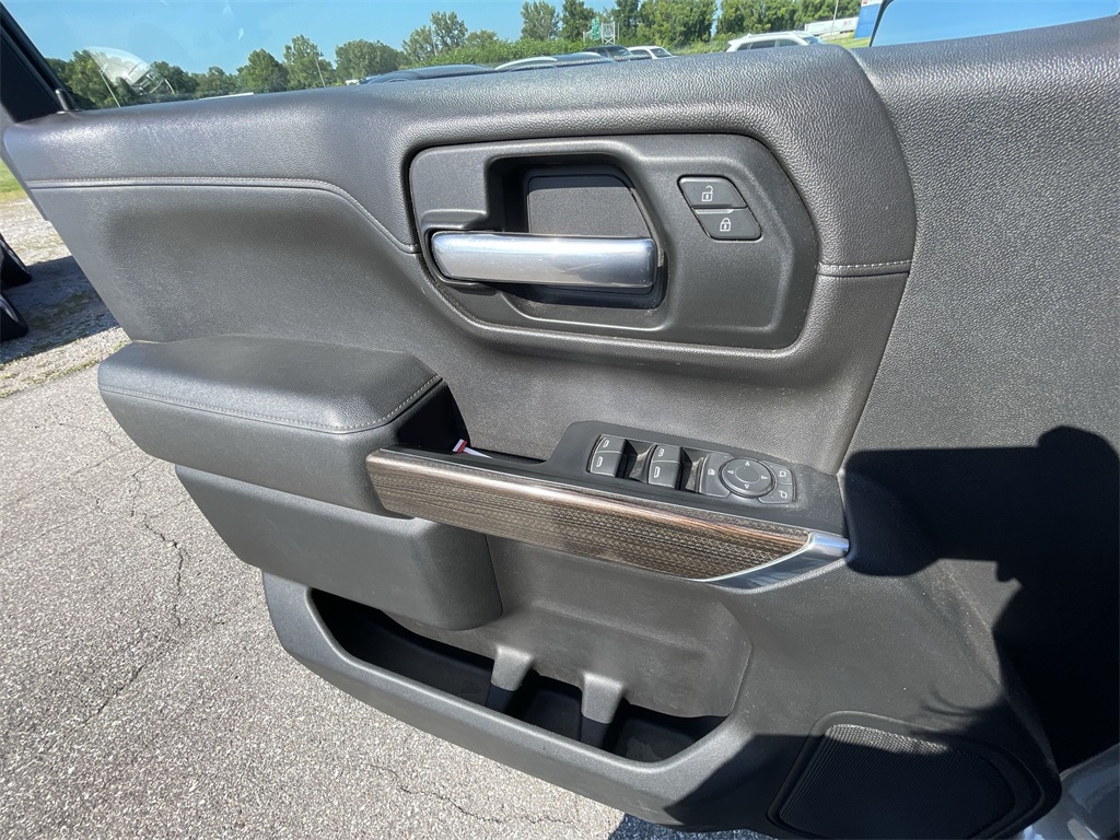 2019 Chevrolet Silverado 1500 LT photo 14