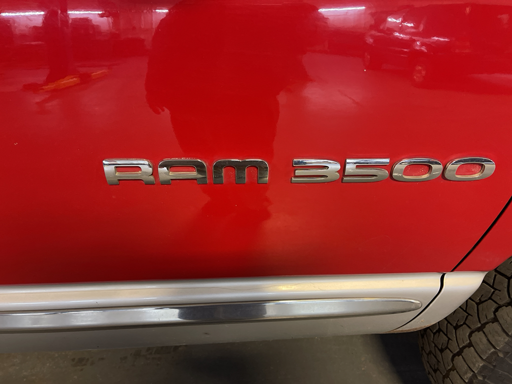 2005 Dodge Ram 3500 SLT photo 17