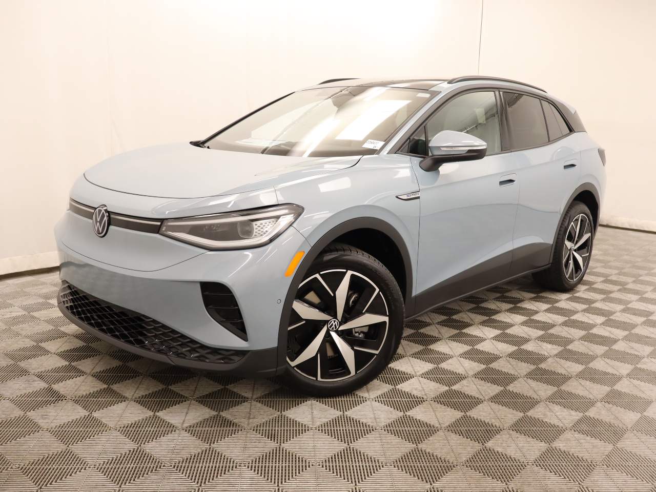 2025 Volkswagen ID.4 PRO S's photo
