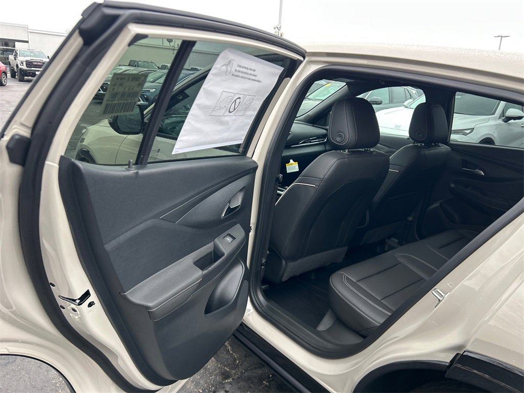 2026 BUICK ENVISTA - Image 30