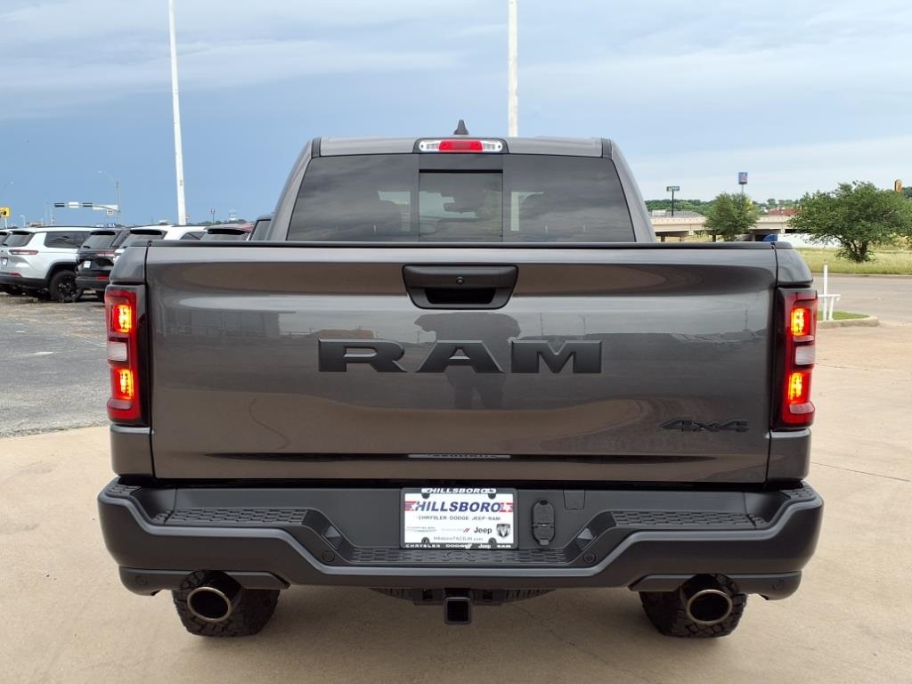 2025 Ram 1500 Warlock photo 6