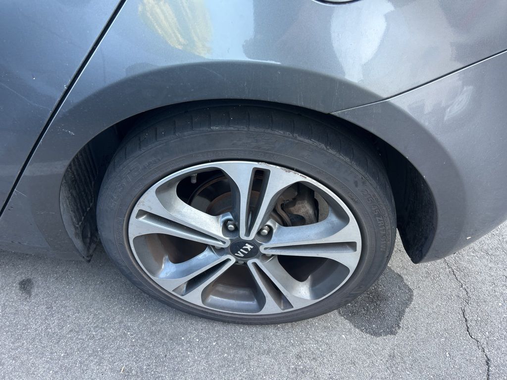 2016 Kia Forte EX photo 8