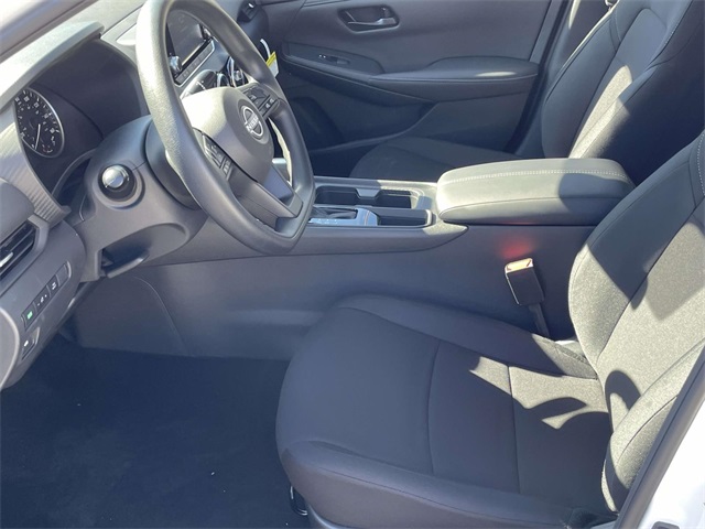2025 Nissan Sentra S photo 11