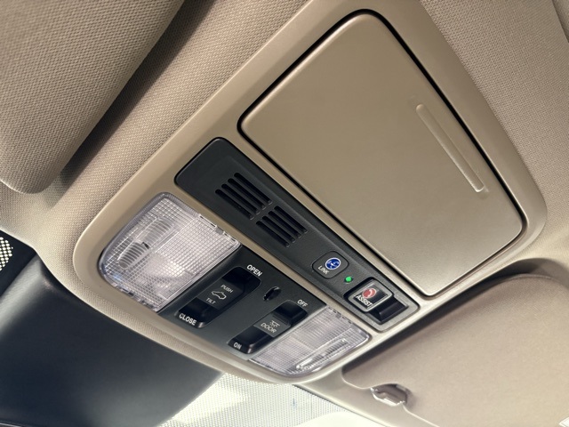 2023 Honda Odyssey Elite photo 14