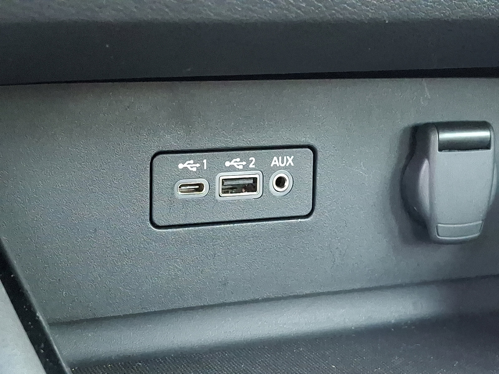 2024 Nissan Altima 2.5 SR photo 17