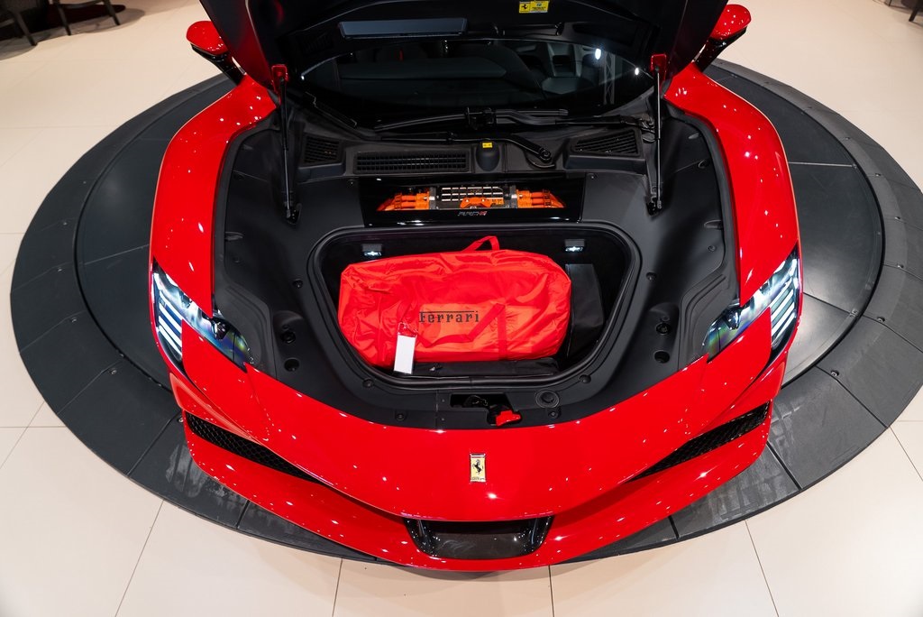 2023 Ferrari SF90 Spider Base photo 34