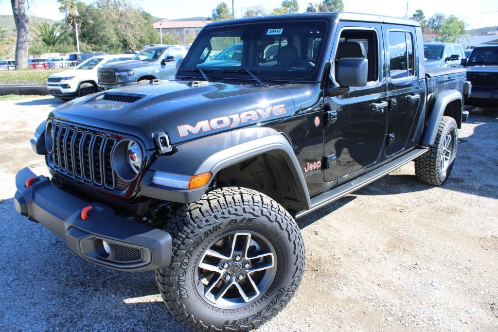 2025 Jeep Gladiator Mojave's photo