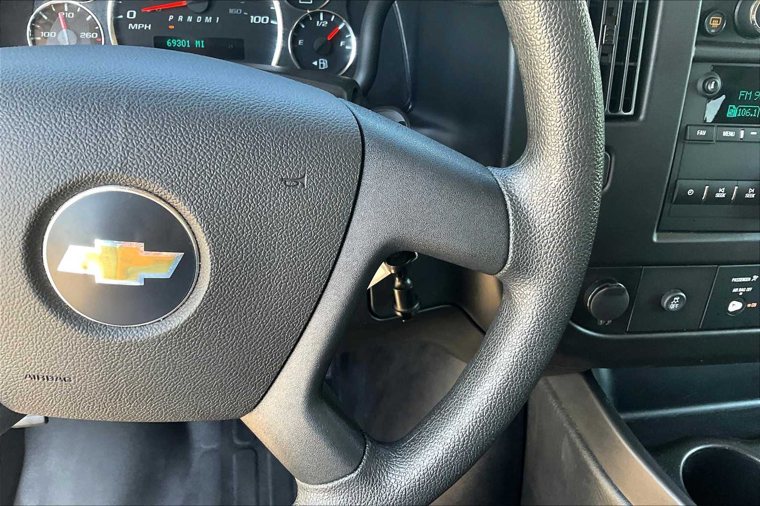 2023 Chevrolet Express LS photo 21
