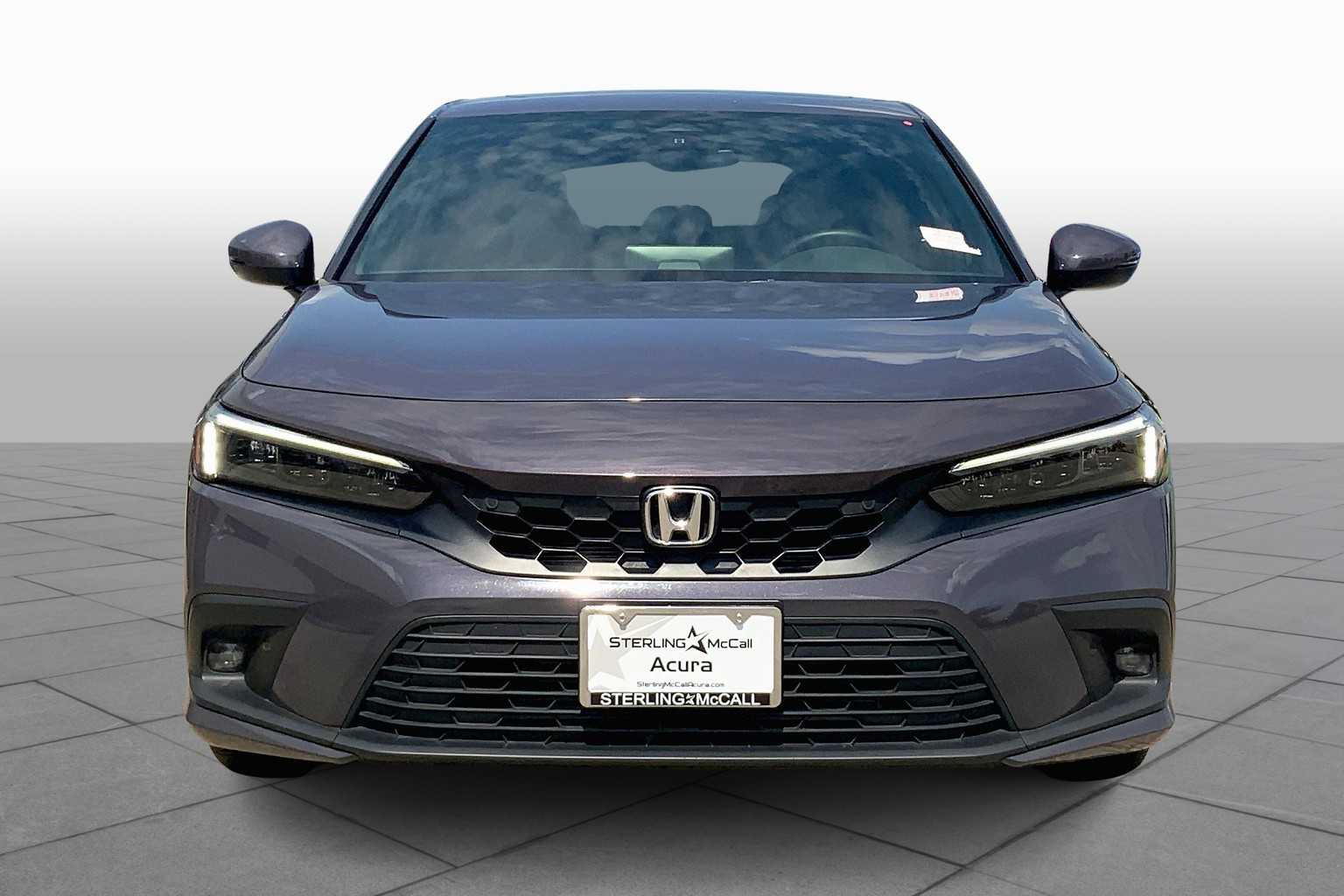 2024 Honda Civic Hatchback Sport Touring photo 3