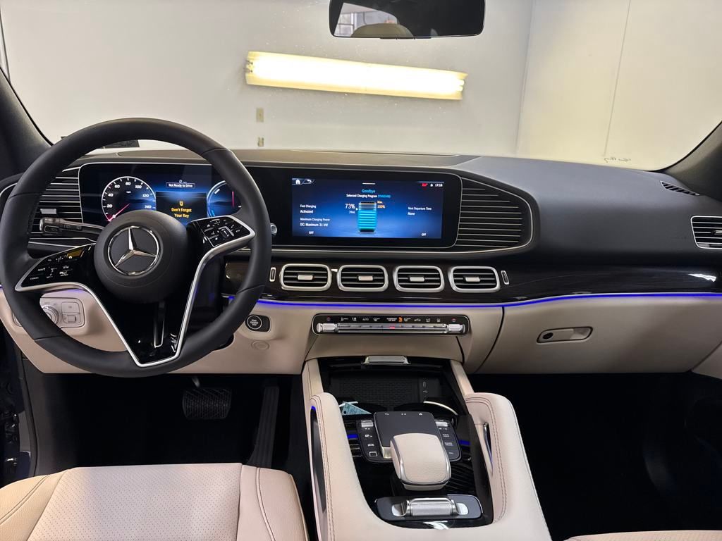 2025 Mercedes Benz GLE 450e 4MATIC photo 10