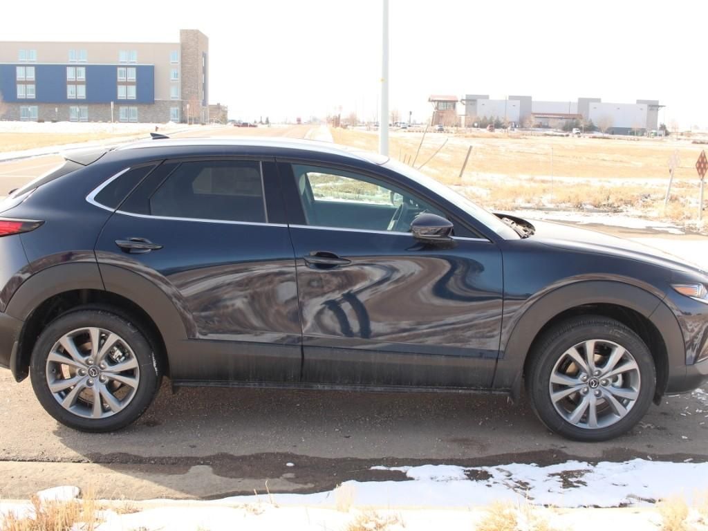 2025 Mazda CX-30 2.5 S Premium photo 5