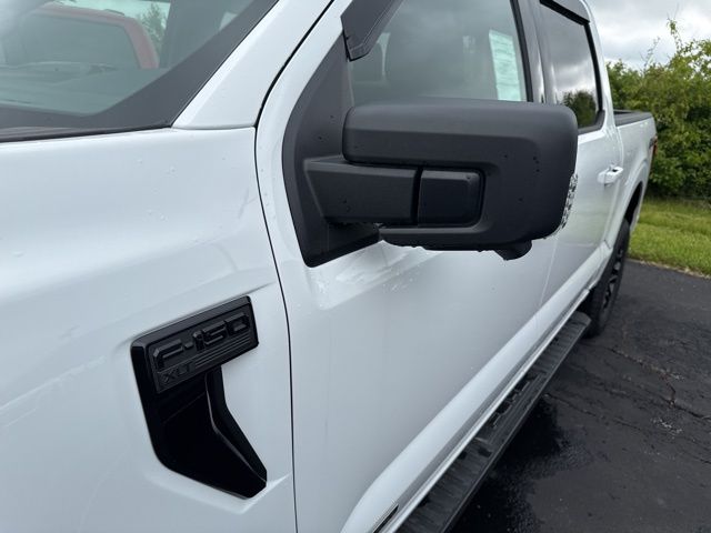 2025 Ford F-150 XLT photo 3