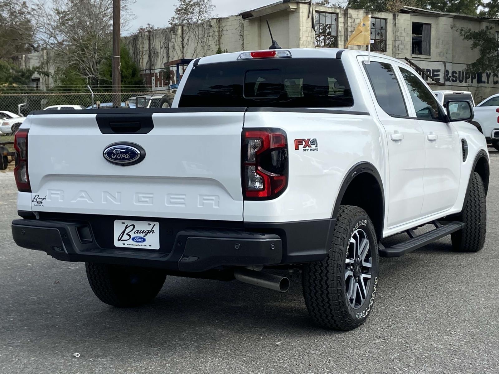 2024 Ford Ranger Lariat photo 3