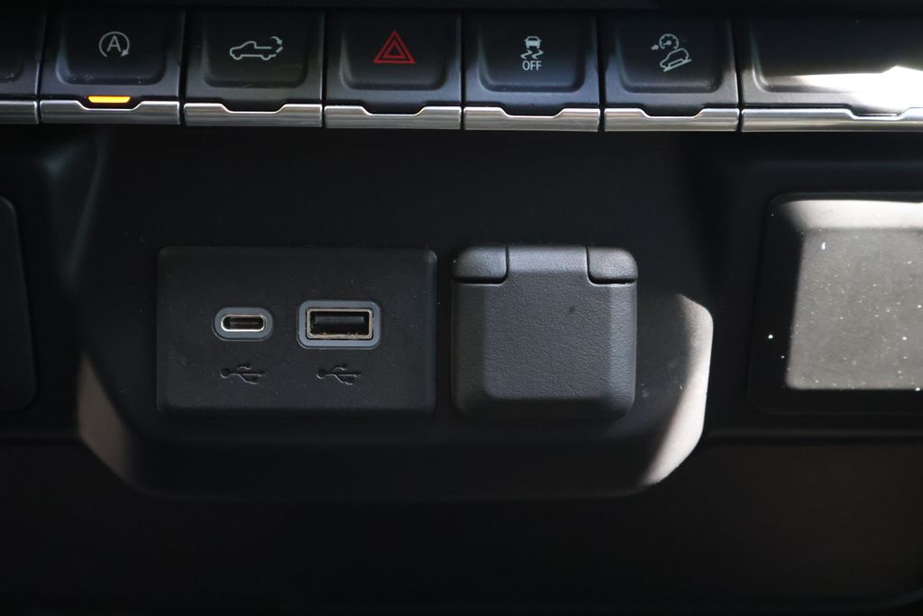 2020 Chevrolet Silverado 1500 RST photo 15