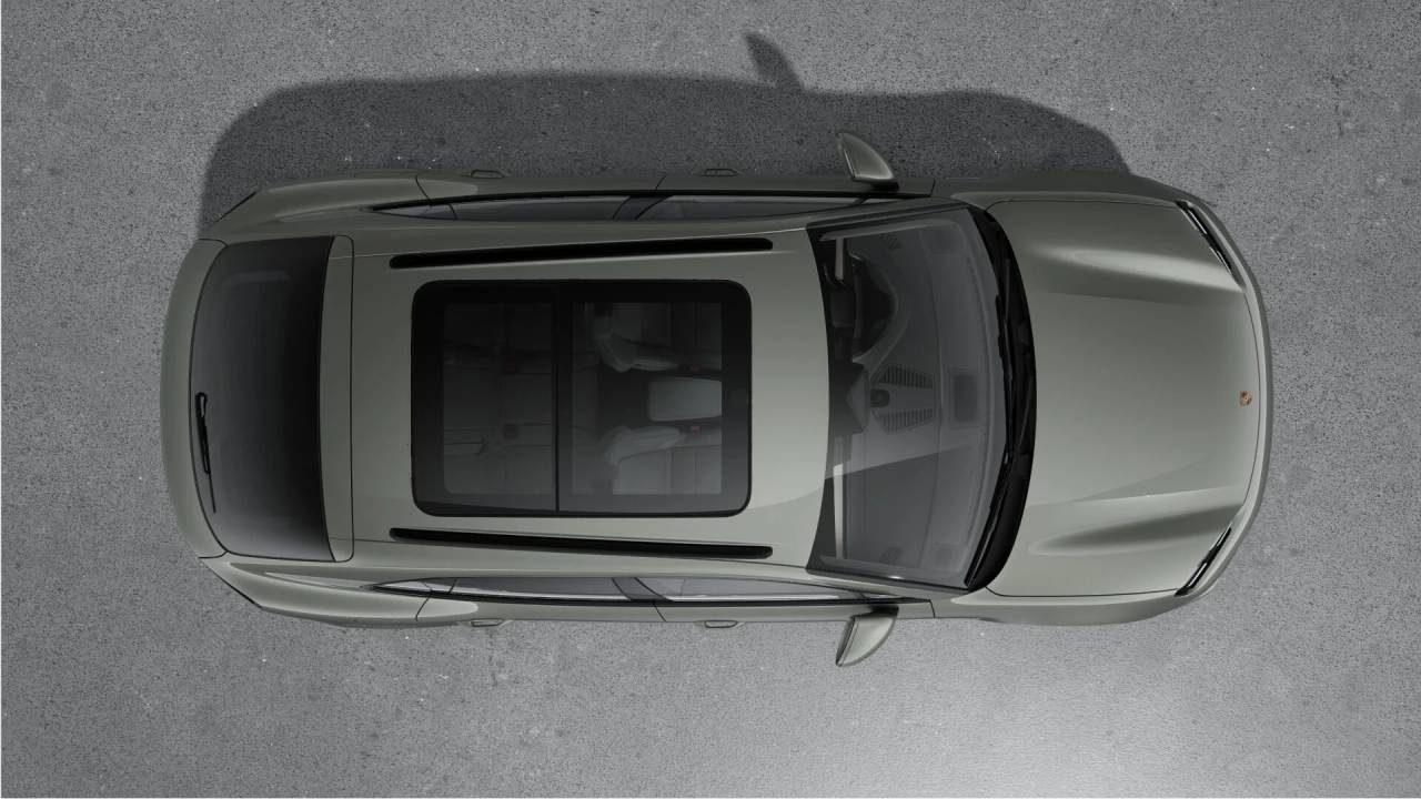 2025 Porsche Macan Electric photo 3