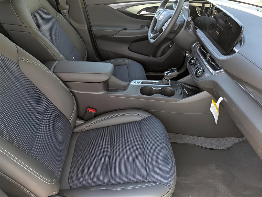2025 Buick Envista Preferred photo 13