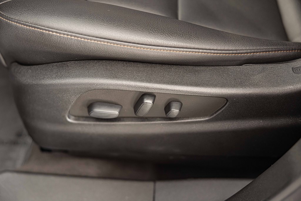 2022 CADILLAC XT4 - Image 23