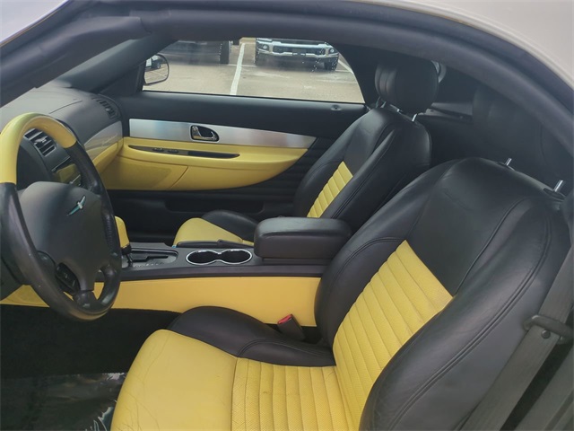 2002 Ford Thunderbird Base photo 13