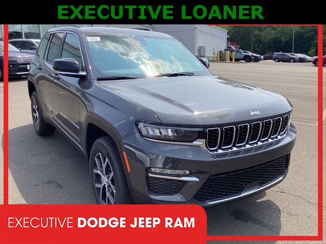 2025 Jeep Grand Cherokee Limited photo 3