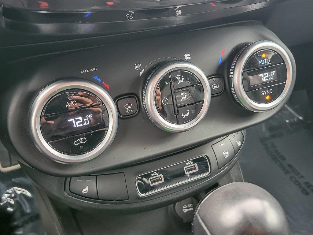 2021 FIAT 500X - Image 14