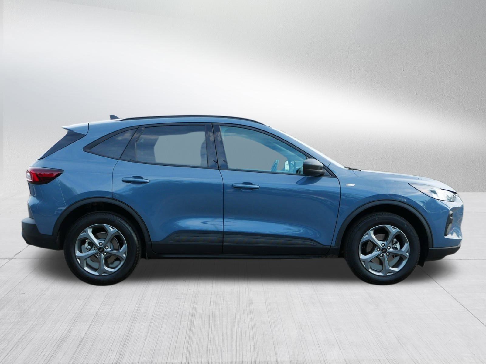 2025 Ford Escape ST-Line photo 7