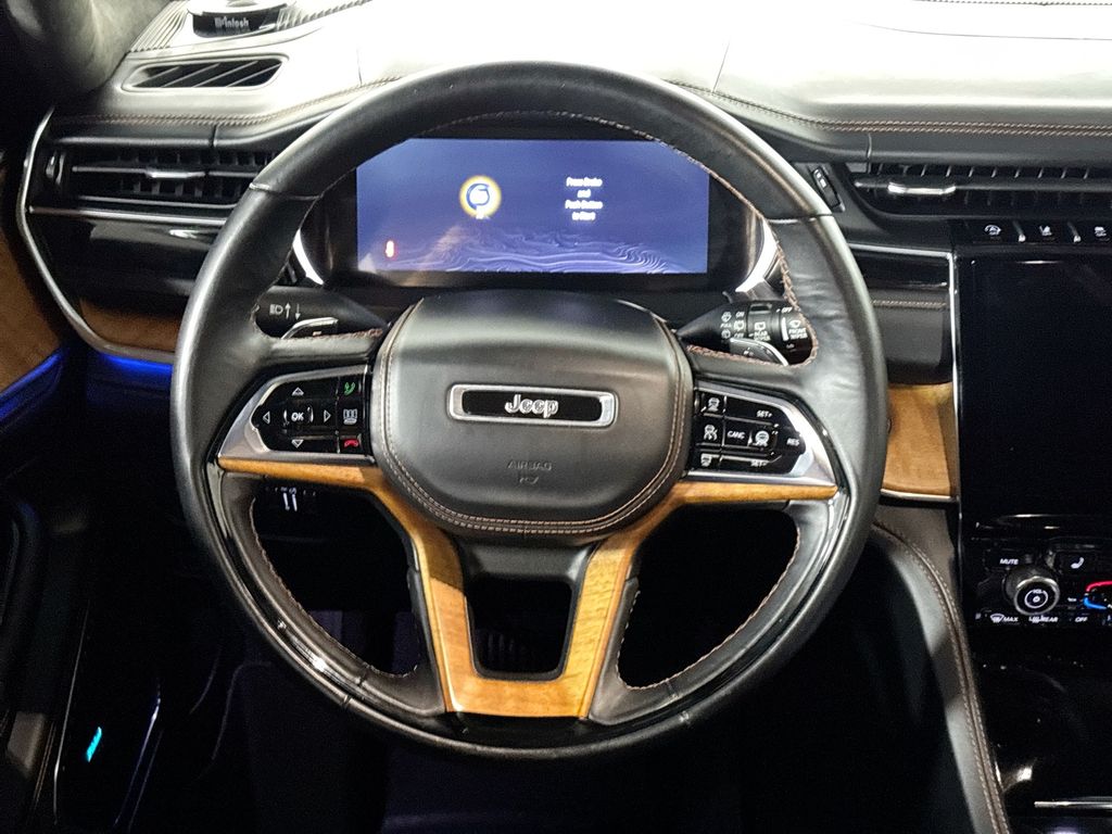 2022 Jeep Grand Cherokee Summit photo 7