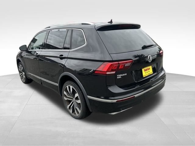 2020 Volkswagen Tiguan SEL Premium R-Line photo 3