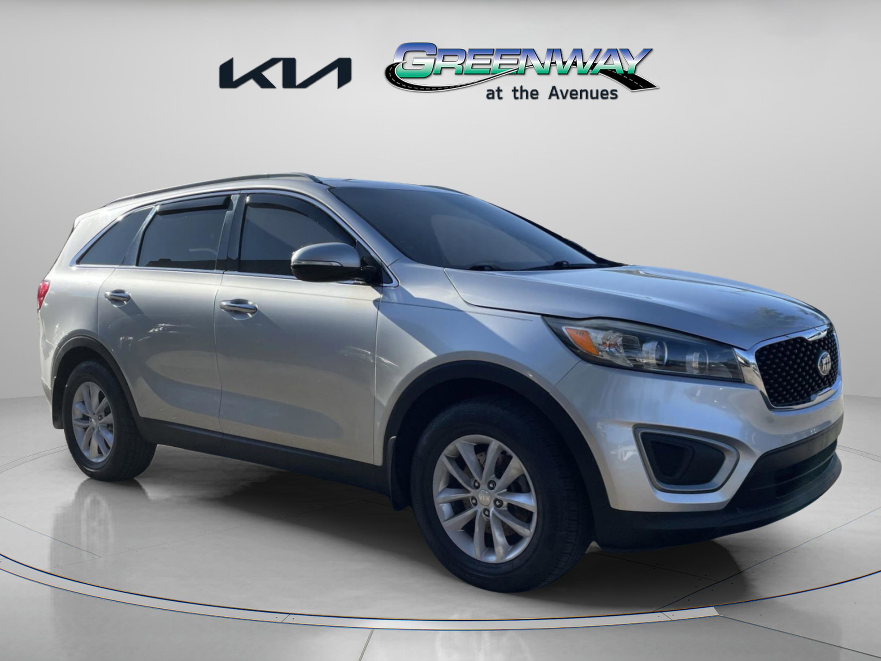 2016 Kia Sorento LX's photo