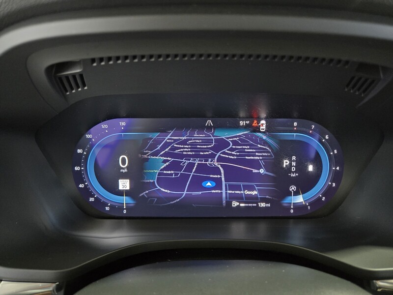 2023 Volvo XC60 B5 Plus photo 36