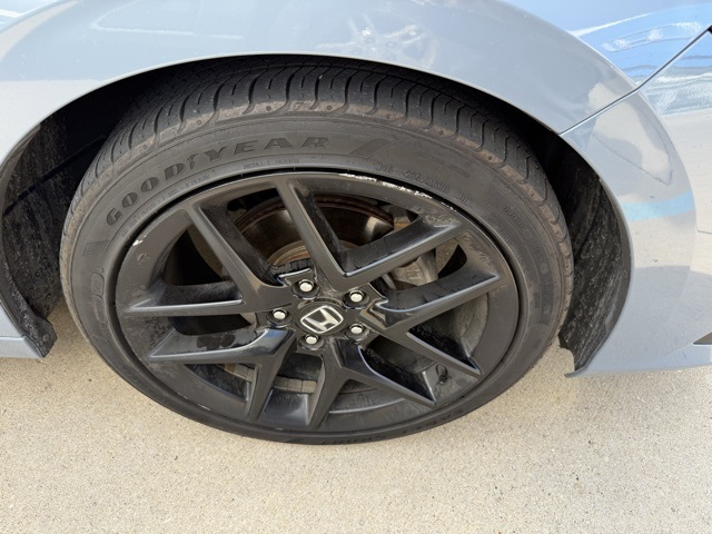 2023 Honda Civic Sport photo 3