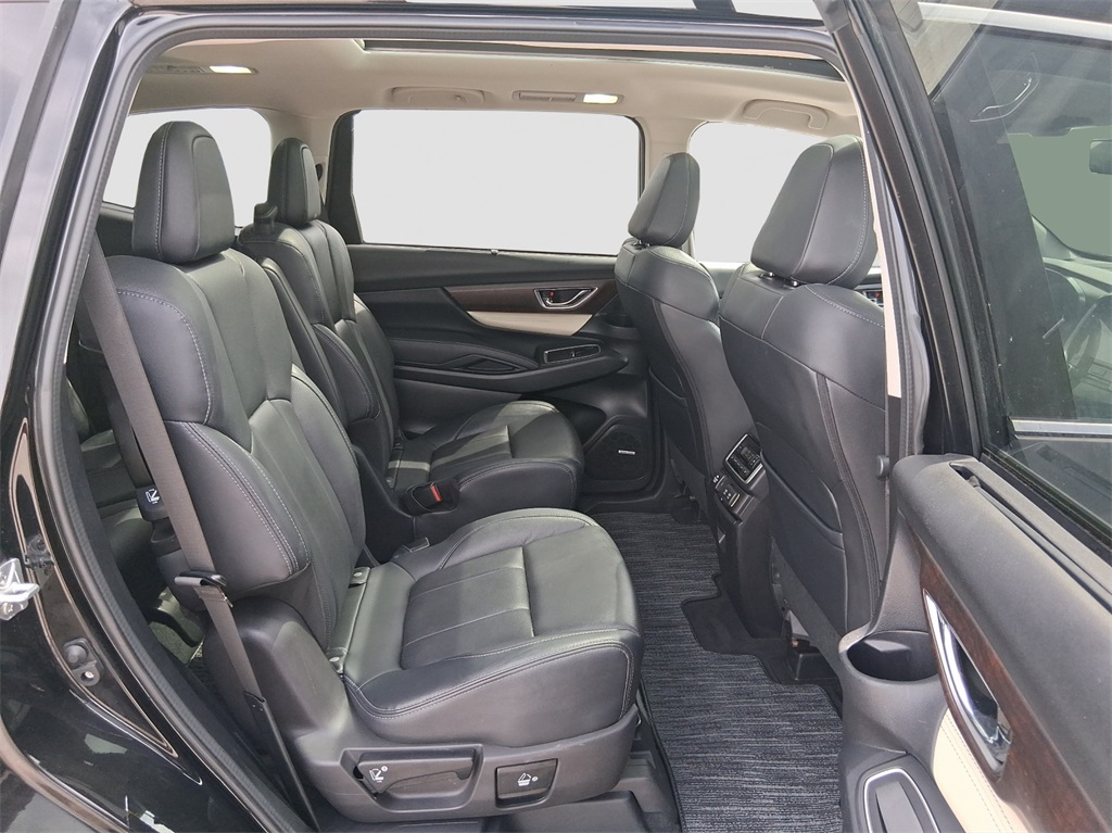 2022 Subaru Ascent Touring photo 19