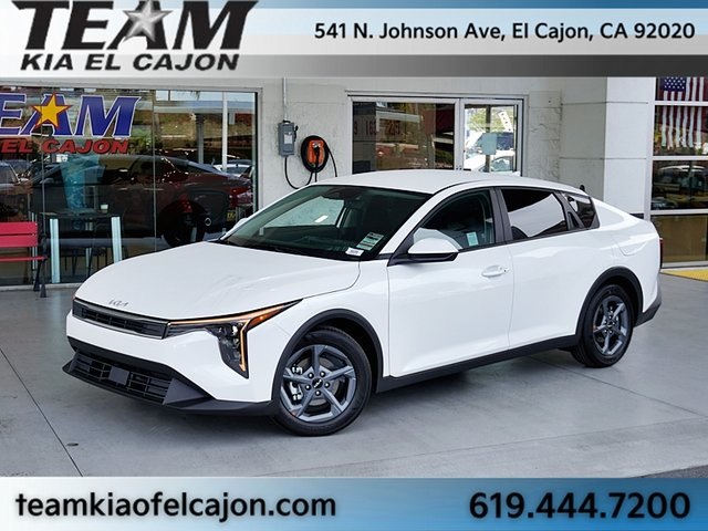 2025 Kia K4 LXS's photo