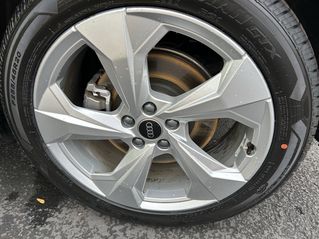 2023 Audi Q5 45 S line Premium photo 8
