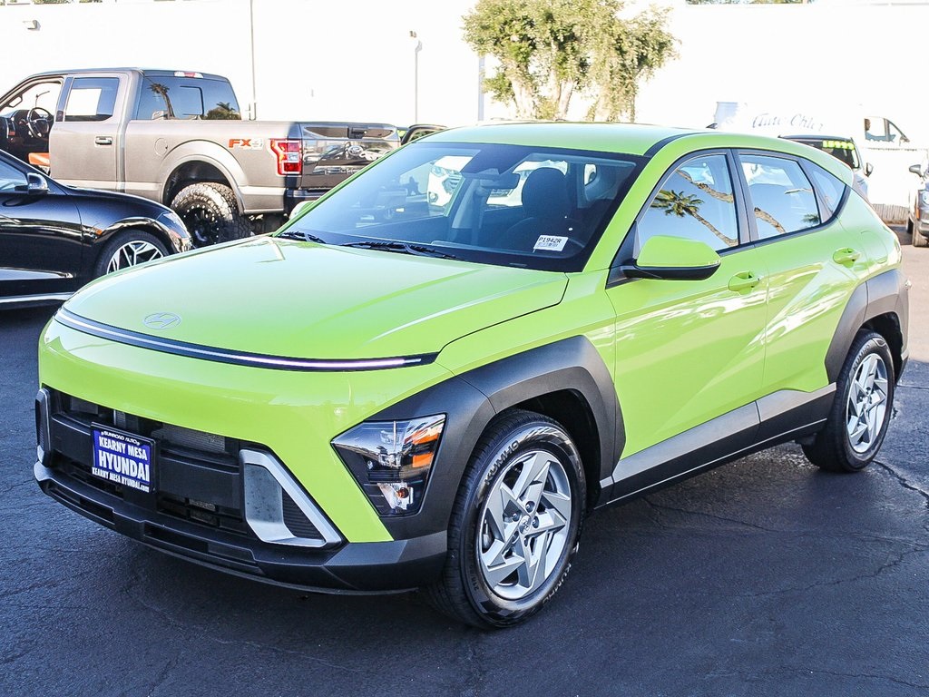 2024 Hyundai Kona SE photo 2
