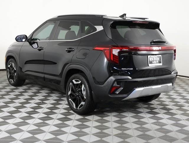 2025 Kia Seltos SX photo 4