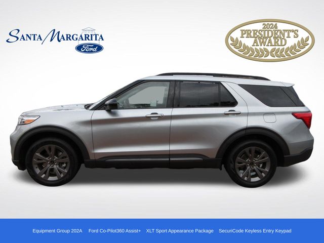 2022 Ford Explorer XLT's photo