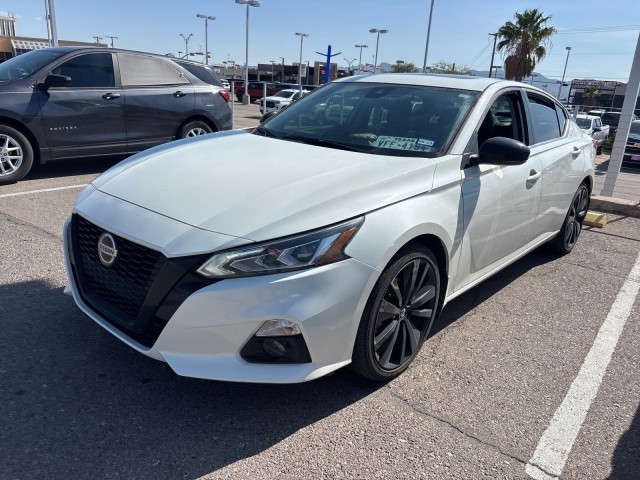 2022 Nissan Altima 2.5 SR