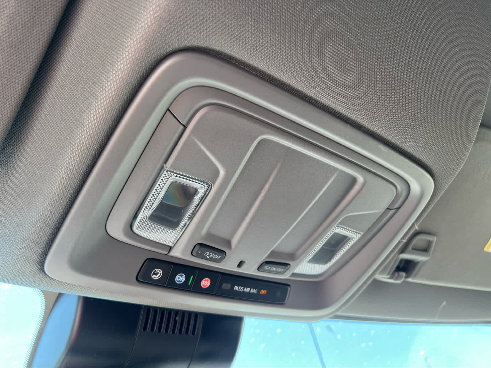 2025 Chevrolet Silverado 1500 RST photo 25