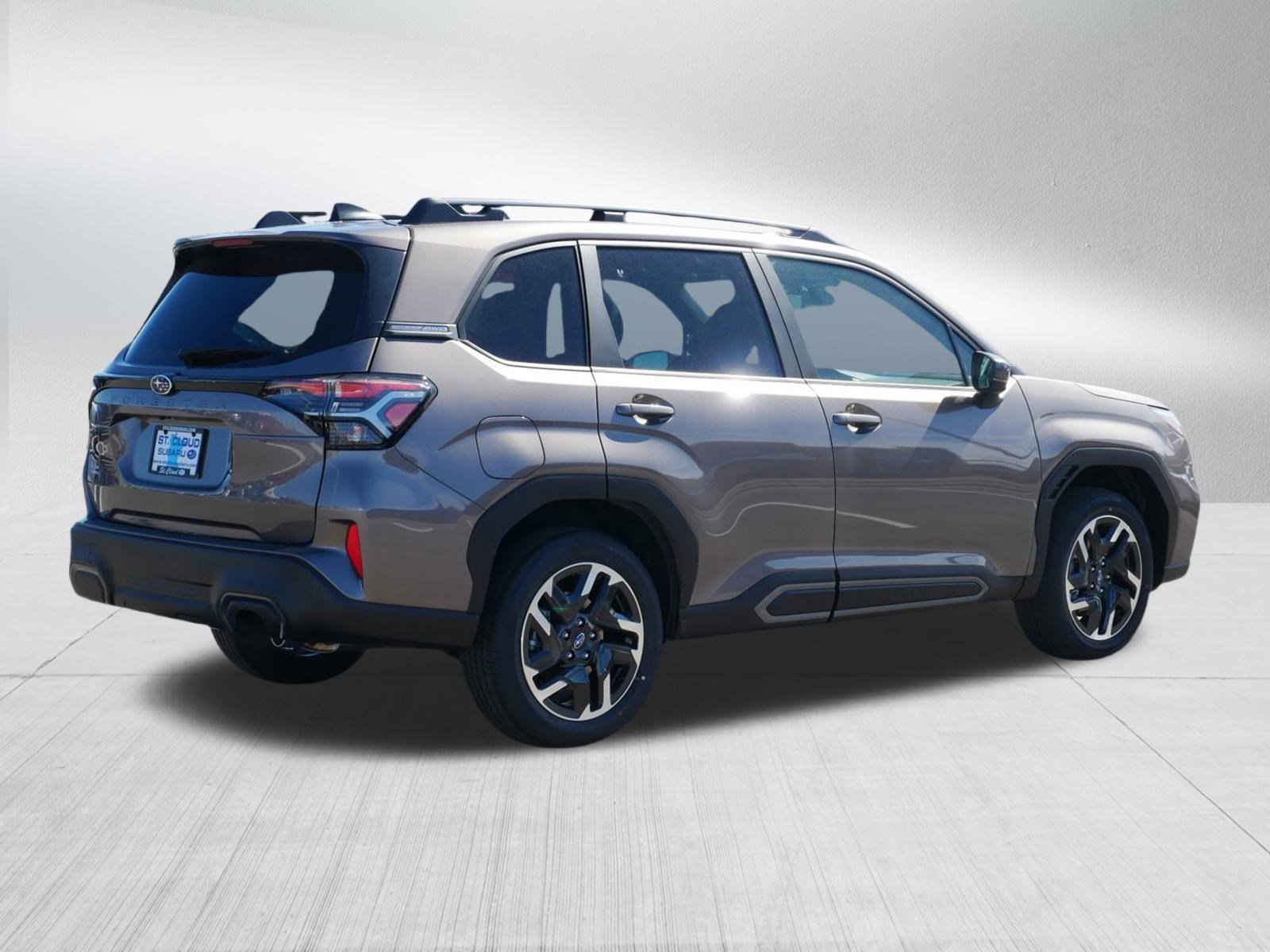 2025 Subaru Forester Limited photo 4