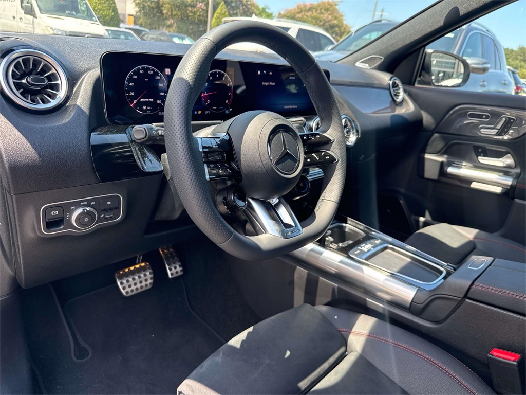 2025 Mercedes Benz GLA AMG 35 4MATIC photo 18