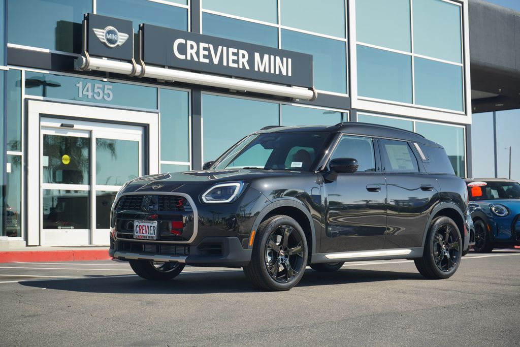 2026 MINI Countryman S's photo